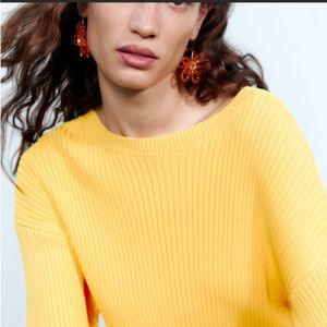 Zara Floral Earrings